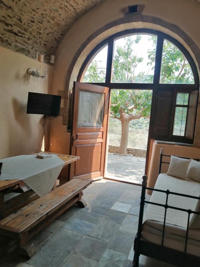 Guesthousekamara Monemvasía Екстериор снимка
